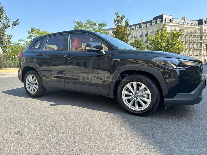Toyota Corolla Cross 2024, 11,000 km - 2.0 l - Bakı