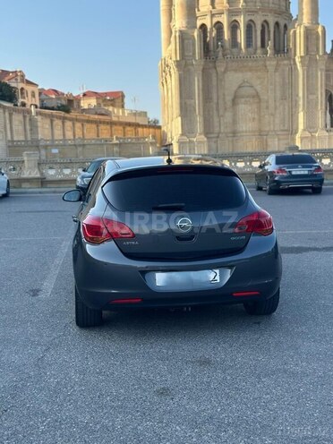 Opel Astra 2010, 300,000 km - 1.3 l - İsmayıllı