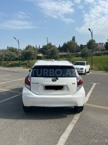 Toyota Aqua 2016, 385,295 km - 1.5 l - Bakı