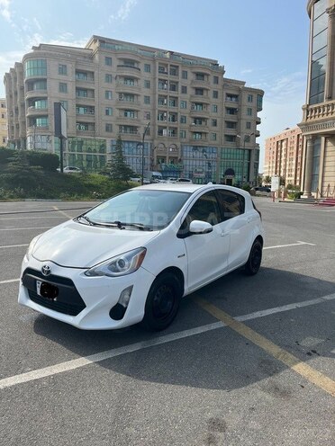 Toyota Aqua 2016, 385,295 km - 1.5 l - Bakı
