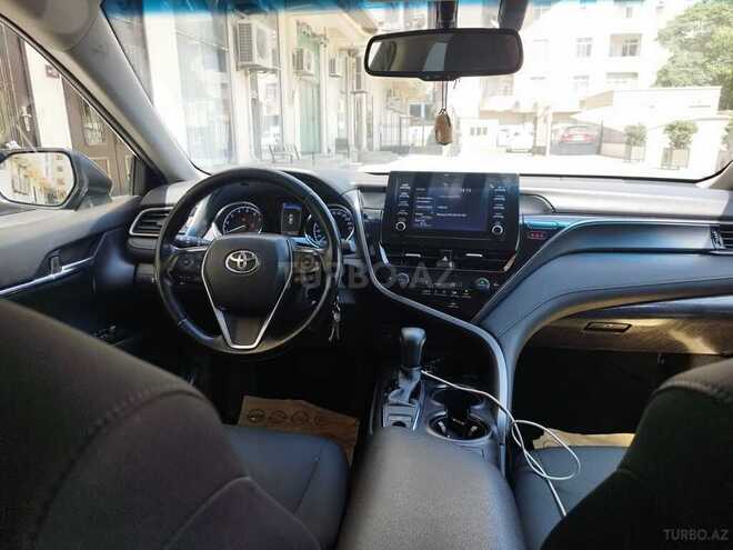 Toyota Camry-7