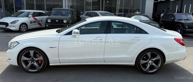 Mercedes CLS 350-12