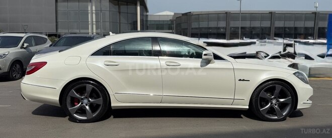 Mercedes CLS 350-11
