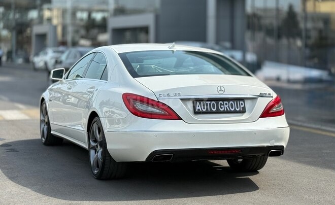 Mercedes CLS 350-9