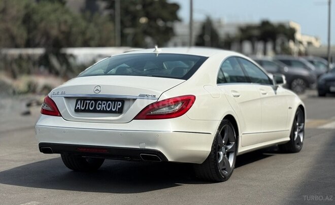 Mercedes CLS 350-10