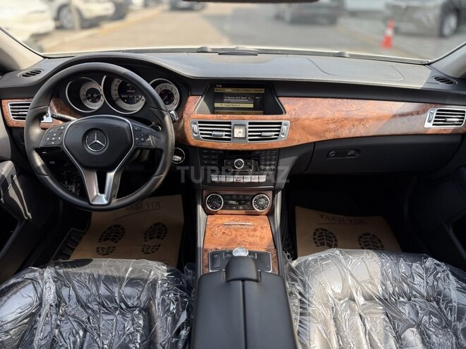 Mercedes CLS 350-19