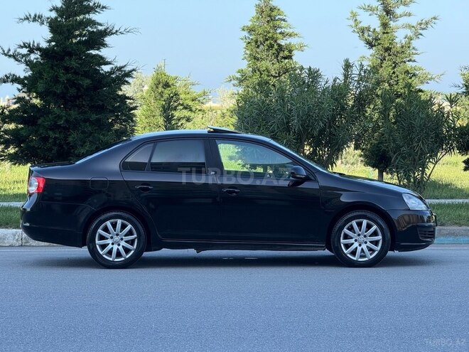 Volkswagen Jetta 2008, 260,000 km - 1.6 л - Bakı