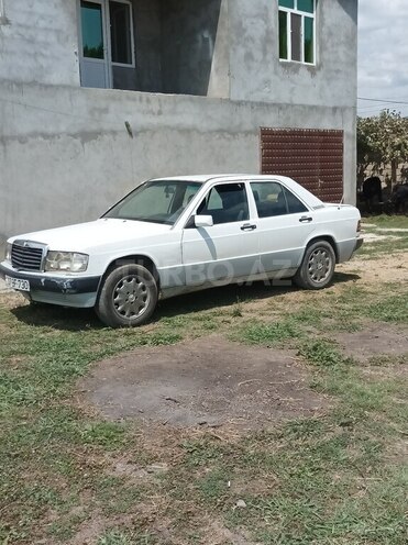 Mercedes 190 1991, 123,968 km - 2.0 l - Astara