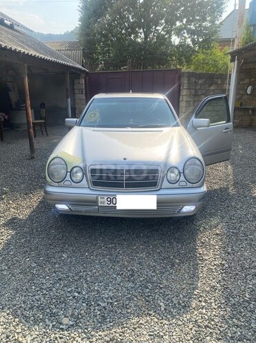 Mercedes E 230 1997, 489,999 km - 2.3 l - Lənkəran
