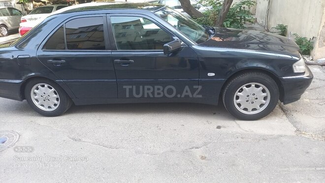 Mercedes C 200 1996, 482,803 km - 2.0 l - Bakı