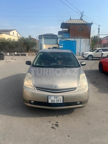 Toyota Prius-1