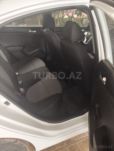Hyundai Accent 2013, 180,000 km - 1.4 l - Bakı