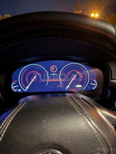 BMW 520 2019, 195,000 km - 2.0 l - Bakı