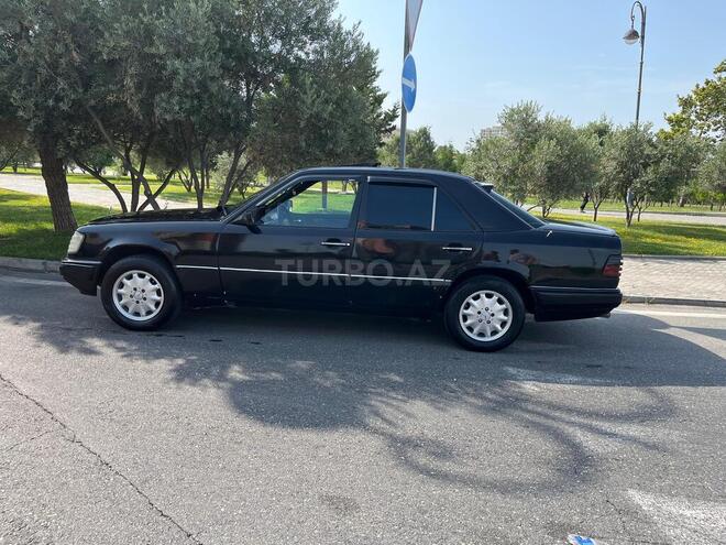 Mercedes E 200 d 1995, 341,850 km - 2.0 l - Bakı
