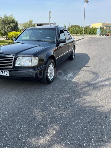 Mercedes E 200 d 1995, 341,850 km - 2.0 l - Bakı