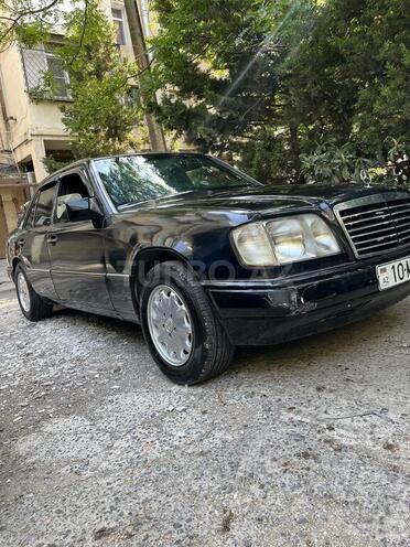 Mercedes E 200 d 1995, 341,850 km - 2.0 l - Bakı