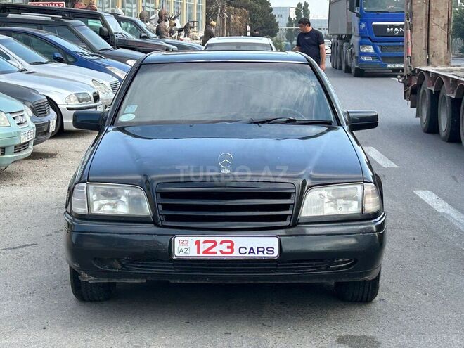 Mercedes C 180-3