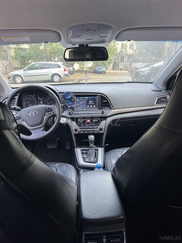 Hyundai Elantra 2016, 101,000 km - 1.6 l - Bakı