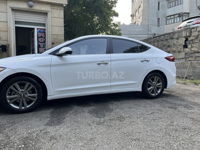 Hyundai Elantra 2016, 101,000 km - 1.6 l - Bakı