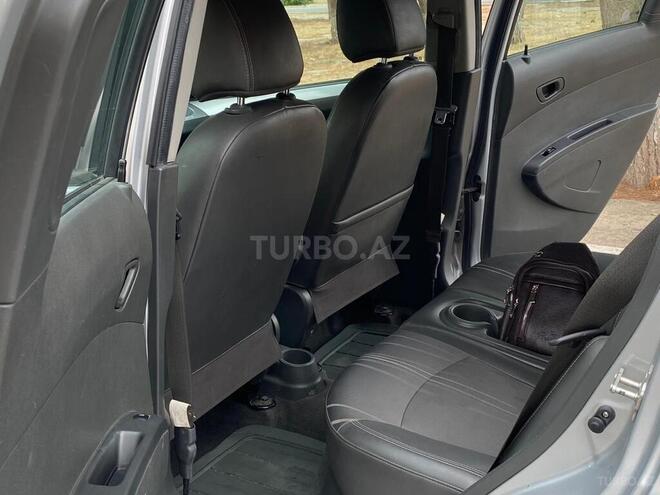 Chevrolet Spark-20