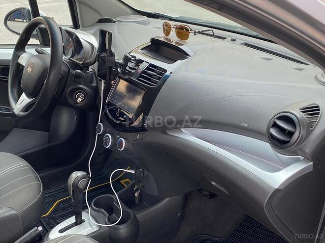Chevrolet Spark-21