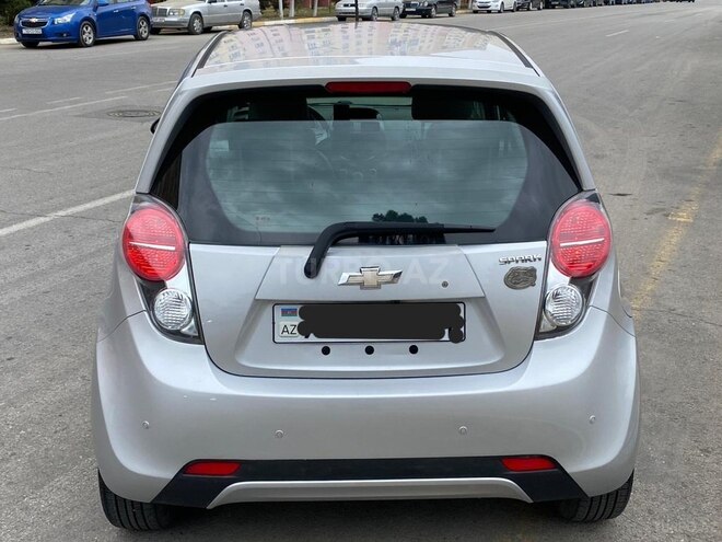 Chevrolet Spark-8