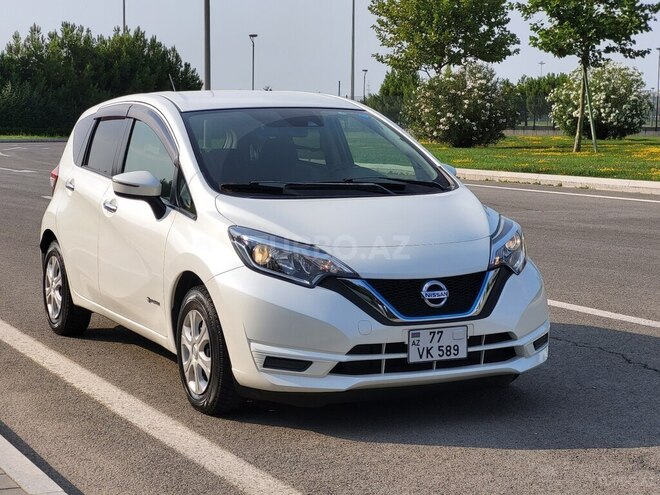 Nissan Note-2