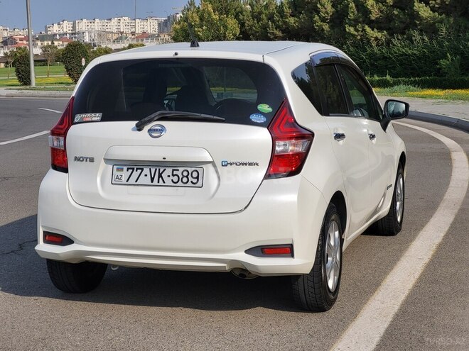Nissan Note-6