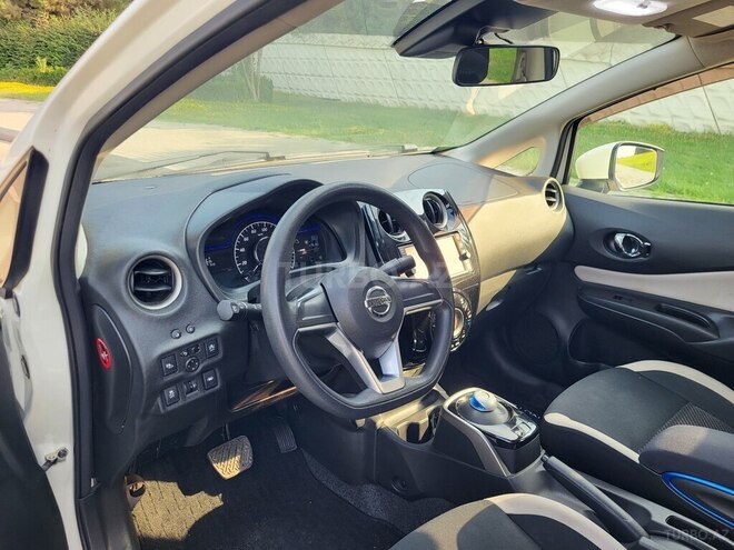 Nissan Note-10