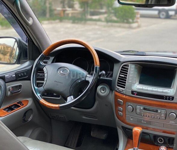 Lexus LX 470-10