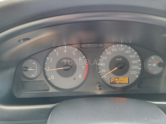 Nissan Sunny-8