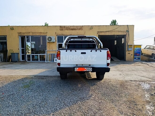 Mitsubishi L200 2007, 563,270 km - 2.5 l - Salyan
