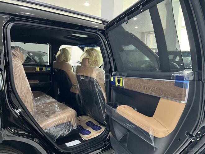 Hyundai Santa Fe-13