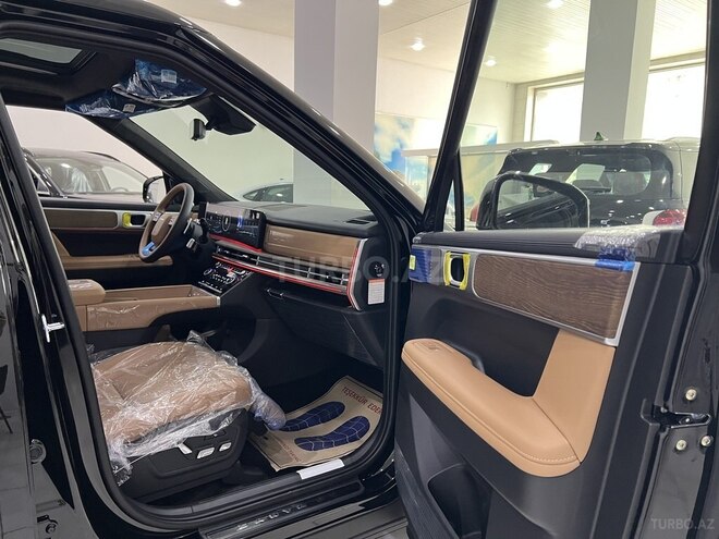 Hyundai Santa Fe-11