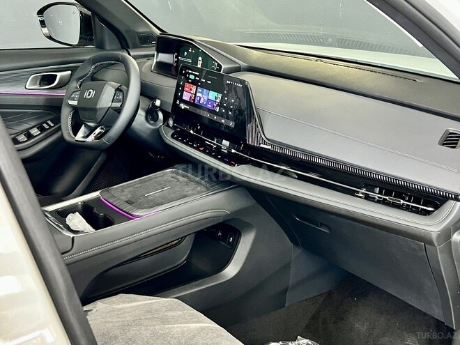 Changan Qiyuan Q05-12