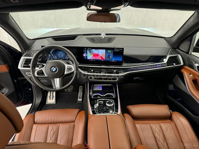 BMW X7-7