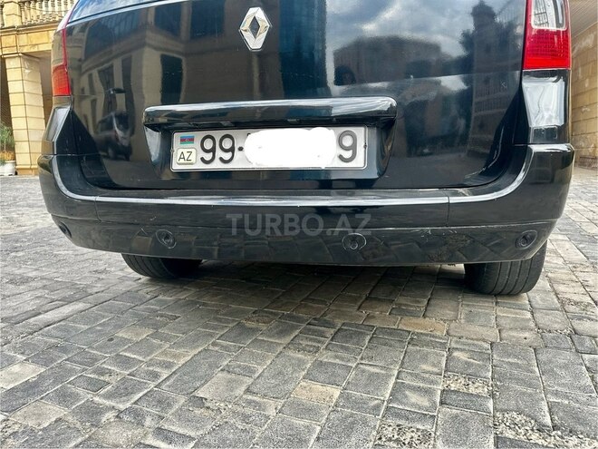 Renault Megane-6