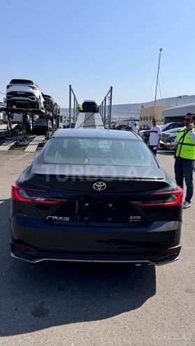 Toyota Camry-5