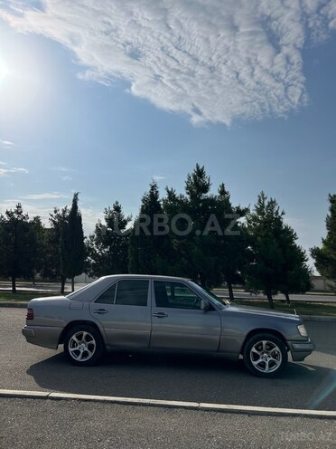 Mercedes E 230 1993, 500,000 km - 2.3 l - Gəncə