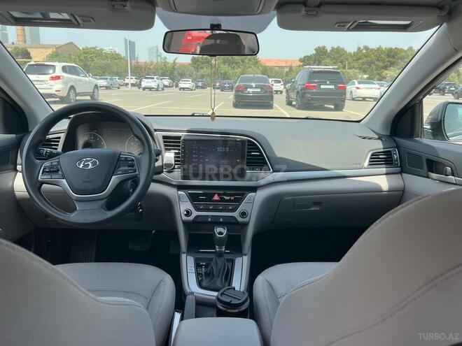 Hyundai Elantra 2017, 95,000 km - 2.0 л - Bakı