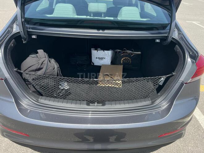 Hyundai Elantra 2017, 95,000 km - 2.0 л - Bakı