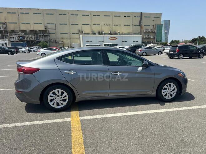 Hyundai Elantra 2017, 95,000 km - 2.0 л - Bakı