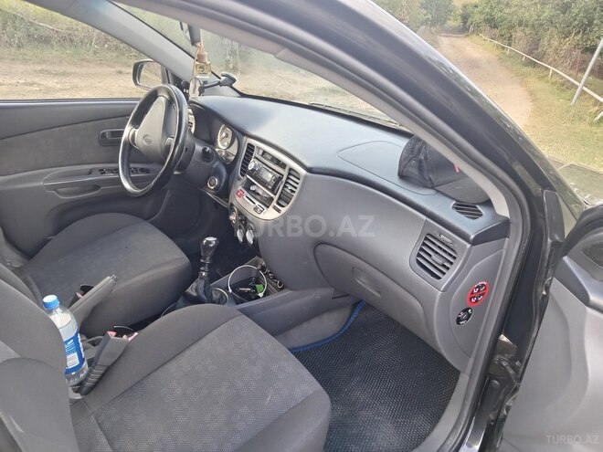 Kia Rio 2006, 262,000 km - 1.4 l - Gədəbəy