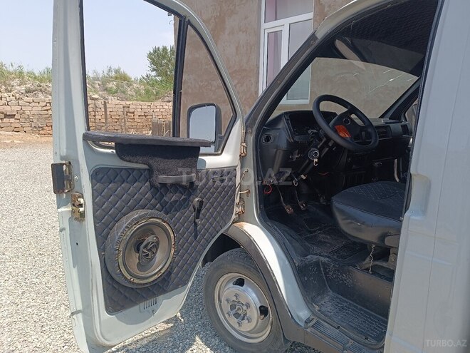 GAZ 2705-777 1996, 70,600 km - 2.3 l - Salyan
