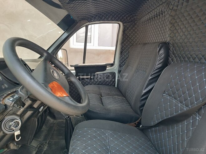 GAZ 2705-777 1996, 70,600 km - 2.3 l - Salyan