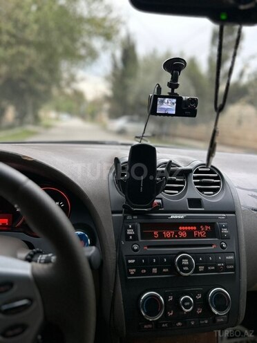 Nissan Altima-14