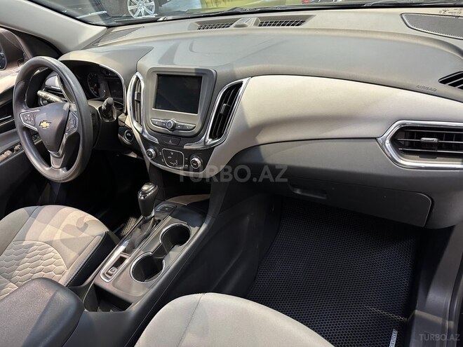 Chevrolet Equinox-12