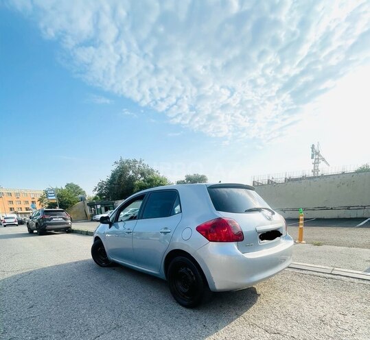 Toyota Auris 2008, 330,000 km - 1.4 l - Bakı