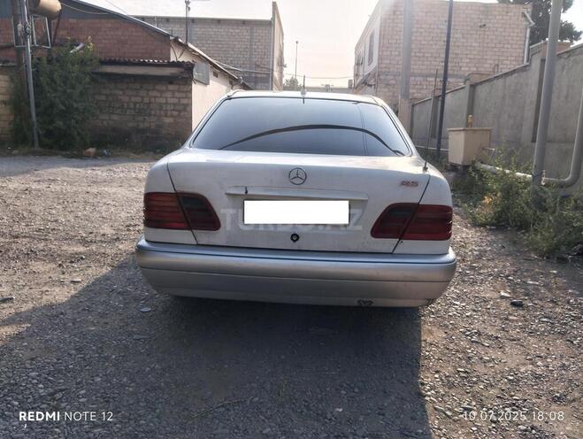 Mercedes E 220 d 1998, 201,245 km - 2.2 л - Bərdə