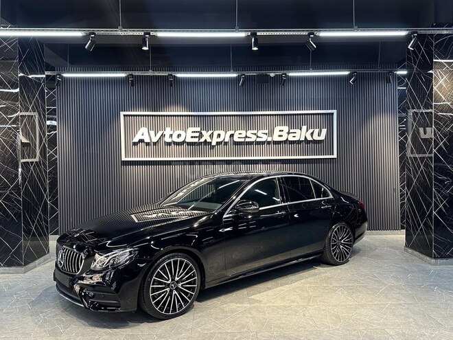 Mercedes E 350-1